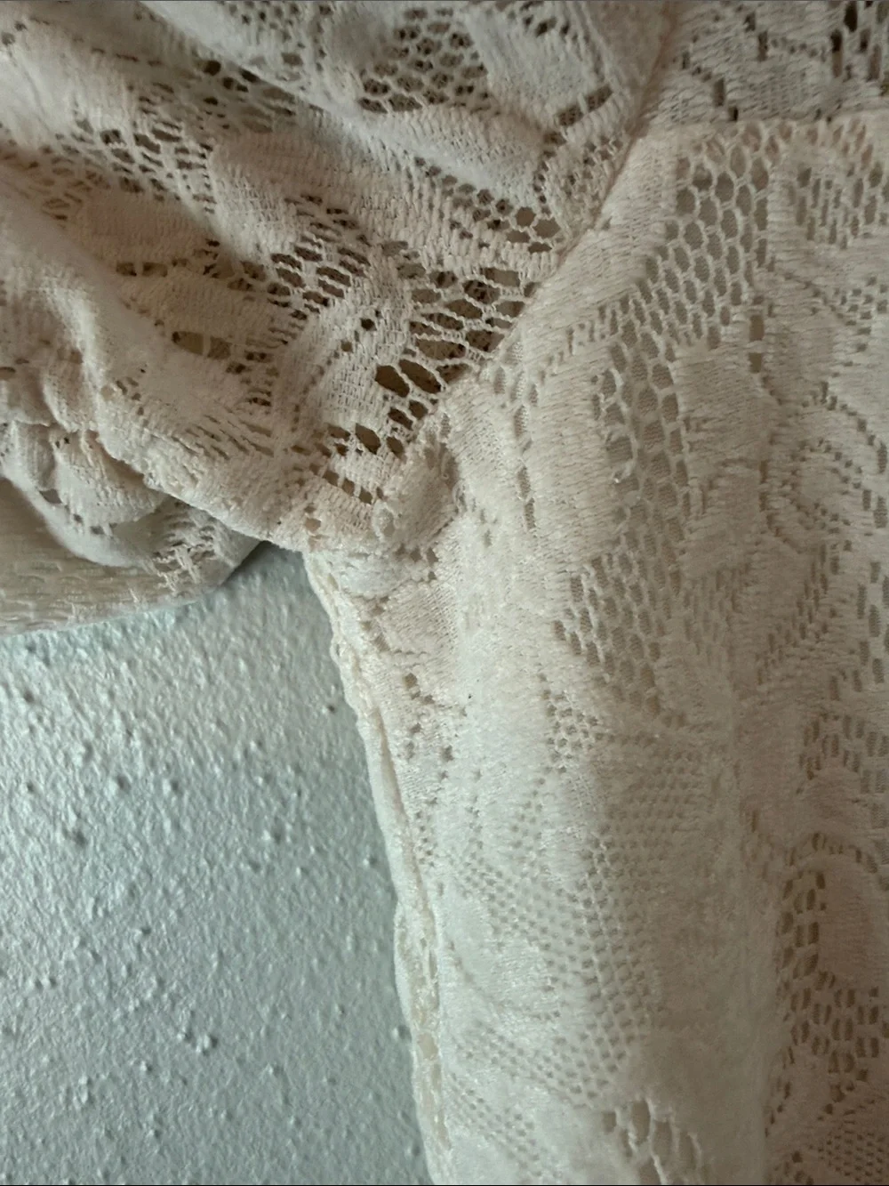 Anthropologie floaty lace